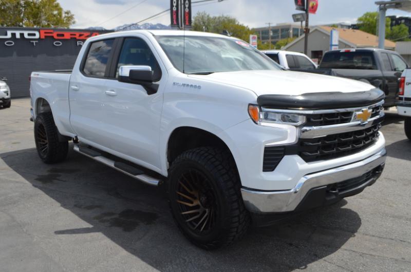 Chevrolet Silverado 1500 LT Crew Cab 4WD 2023