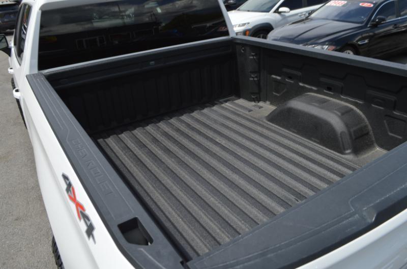 Chevrolet Silverado 1500 LT Crew Cab 4WD 2023