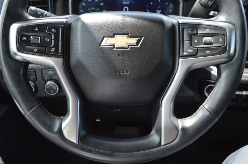 Chevrolet Silverado 1500 LT Crew Cab 4WD 2023