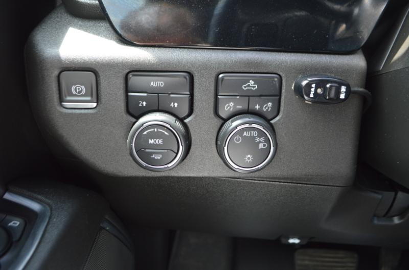 Chevrolet Silverado 1500 LT Crew Cab 4WD 2023