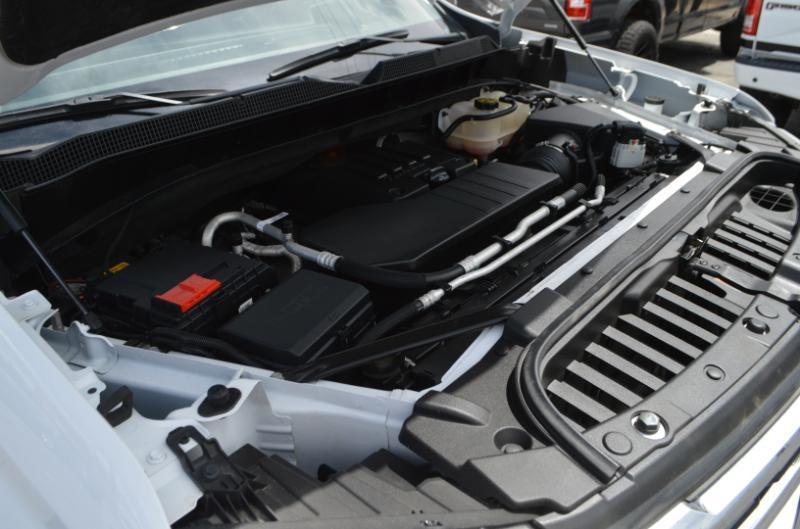 Chevrolet Silverado 1500 LT Crew Cab 4WD 2023