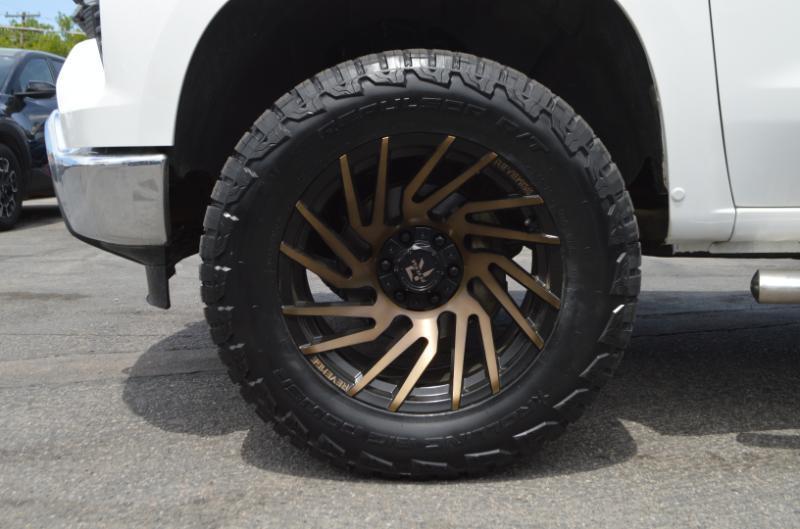 Chevrolet Silverado 1500 LT Crew Cab 4WD 2023