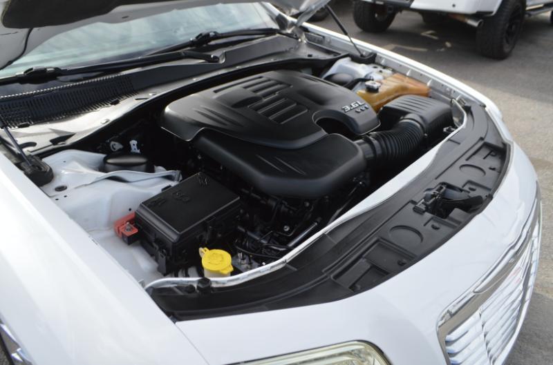Chrysler 300 Limited 2012