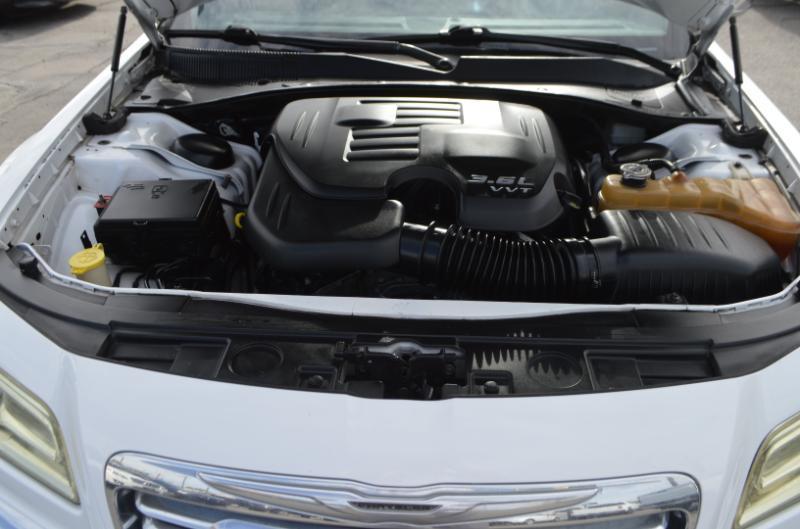 Chrysler 300 Limited 2012