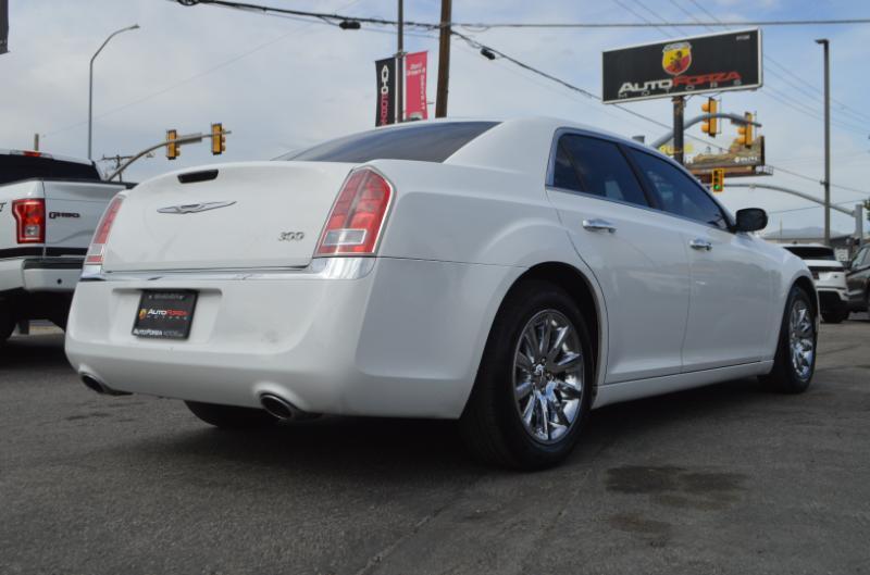 Chrysler 300 Limited 2012