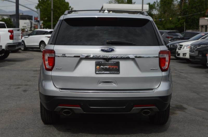 Ford Explorer XLT 4WD 2018