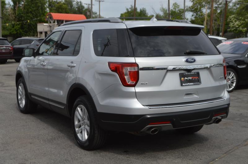 Ford Explorer XLT 4WD 2018