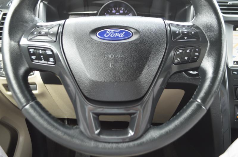 Ford Explorer XLT 4WD 2018