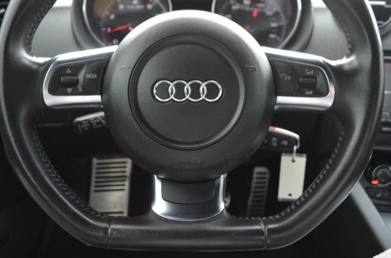 Audi TT 2.0T Coupe quattro S tronic 2010