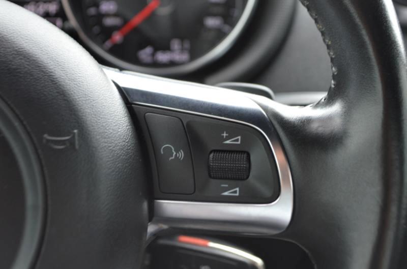 Audi TT 2.0T Coupe quattro S tronic 2010