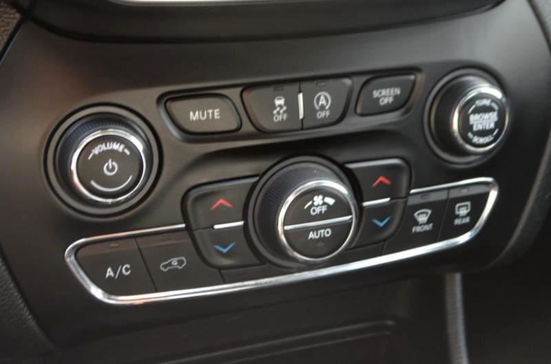 Jeep Cherokee Limited 4WD 2019