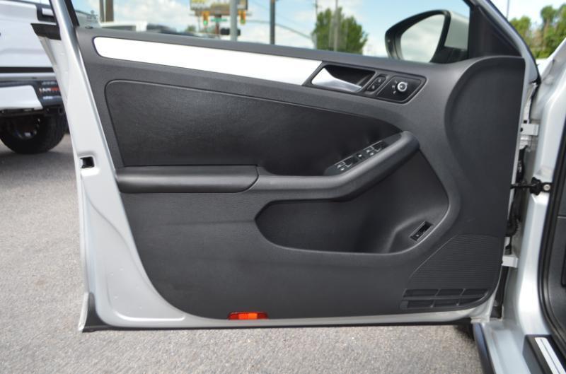 Volkswagen Jetta 2.0T GLI 2013
