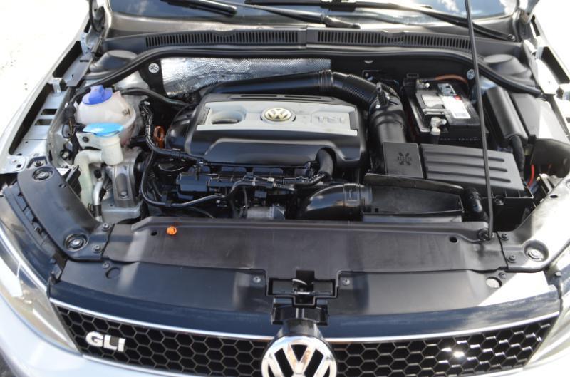 Volkswagen Jetta 2.0T GLI 2013