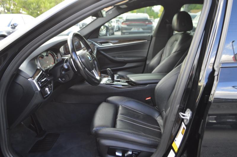 BMW 5-Series  2019