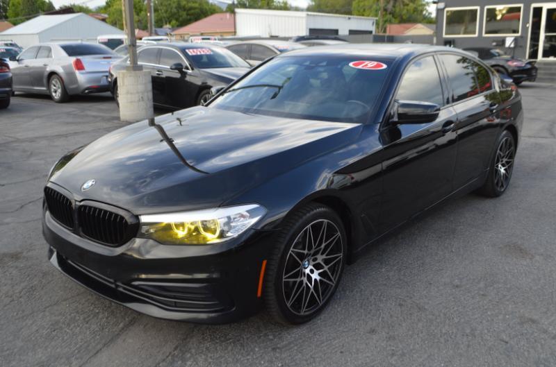 BMW 5-Series  2019
