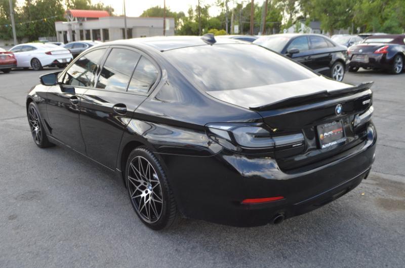 BMW 5-Series  2019