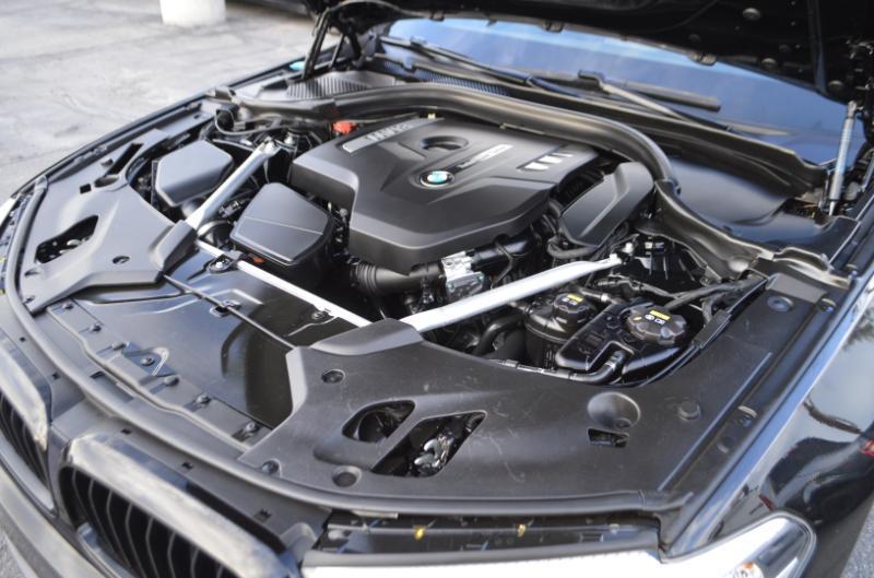 BMW 5-Series  2019