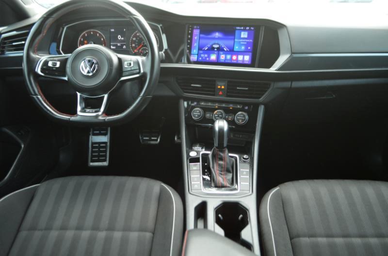 Volkswagen Jetta GLI S 7A 2020
