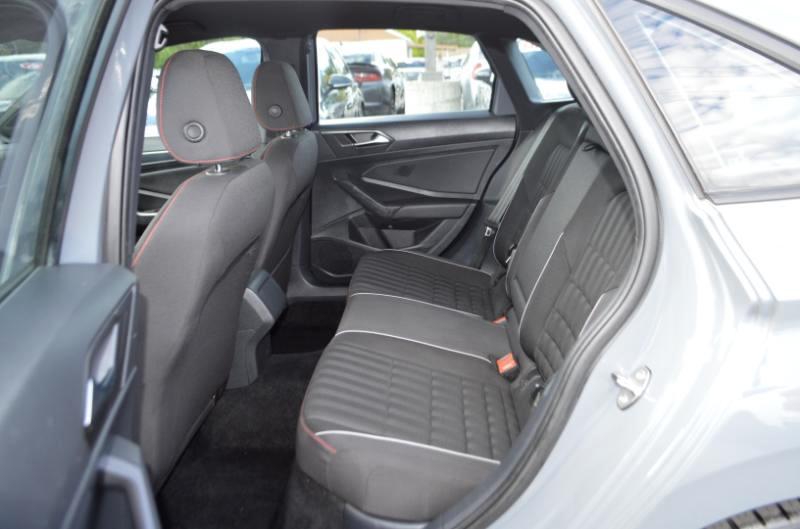 Volkswagen Jetta GLI S 7A 2020