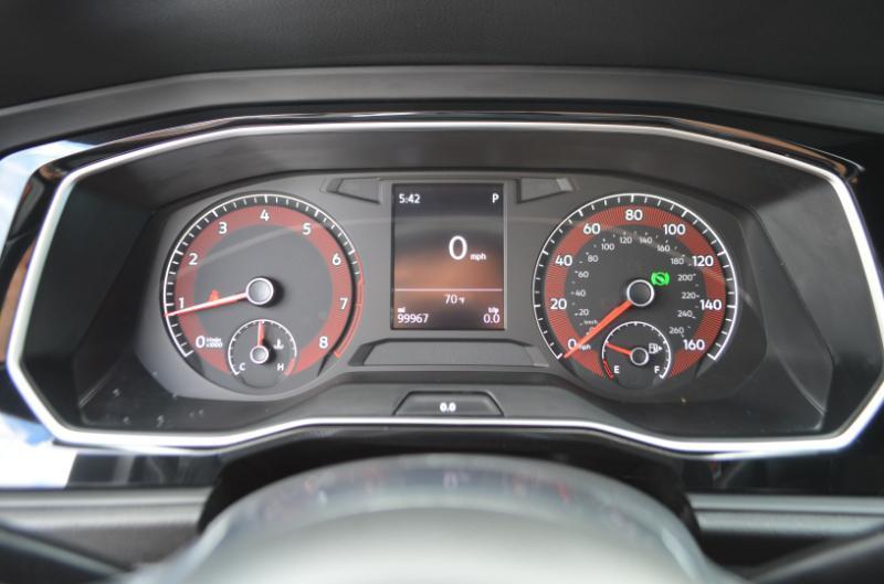 Volkswagen Jetta GLI S 7A 2020