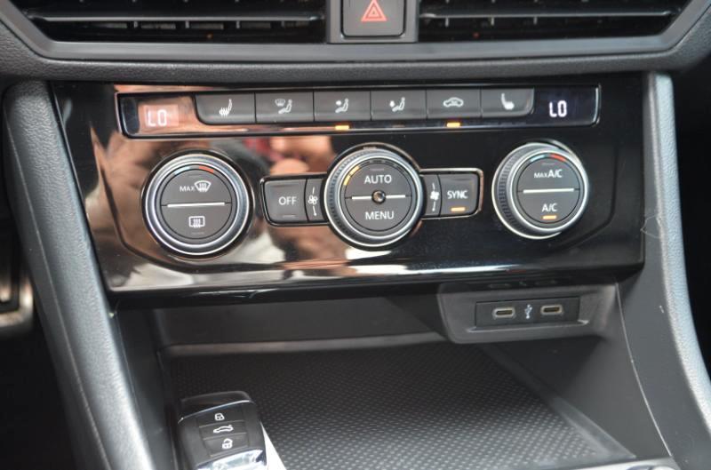 Volkswagen Jetta GLI S 7A 2020