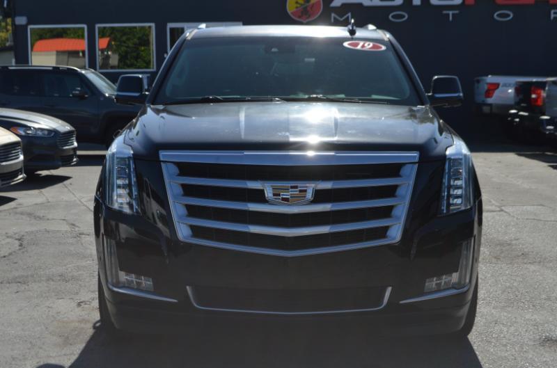 Cadillac Escalade Luxury 4WD 2019