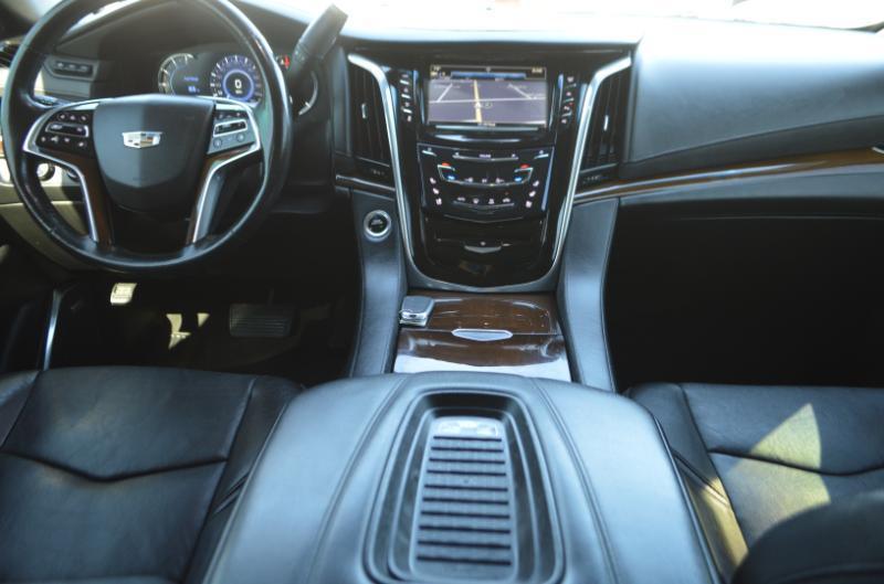 Cadillac Escalade Luxury 4WD 2019