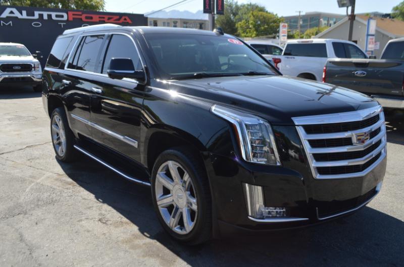 Cadillac Escalade Luxury 4WD 2019