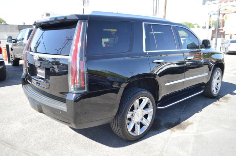 Cadillac Escalade Luxury 4WD 2019