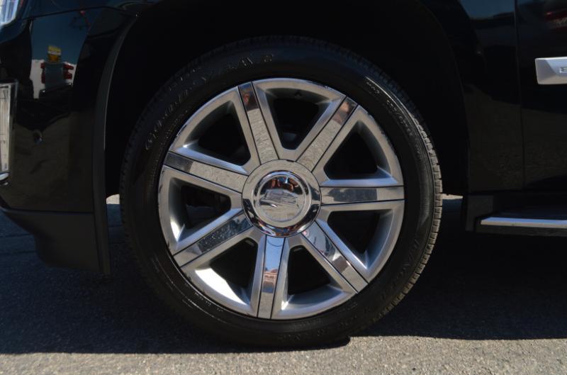 Cadillac Escalade Luxury 4WD 2019