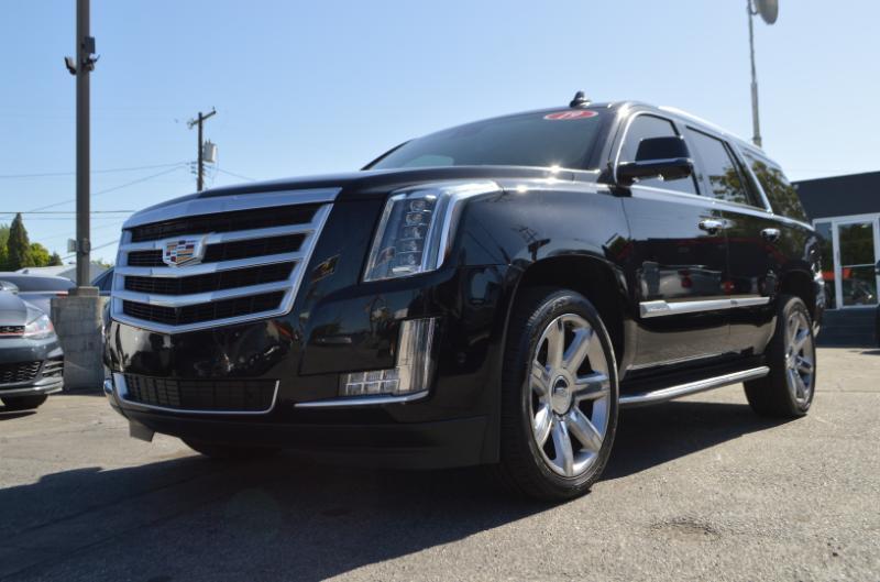 Cadillac Escalade Luxury 4WD 2019