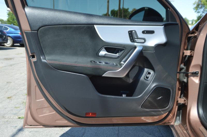 Mercedes-Benz A-Class A 220 4MATIC 2021