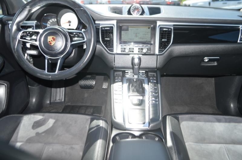 Porsche Macan S 2016