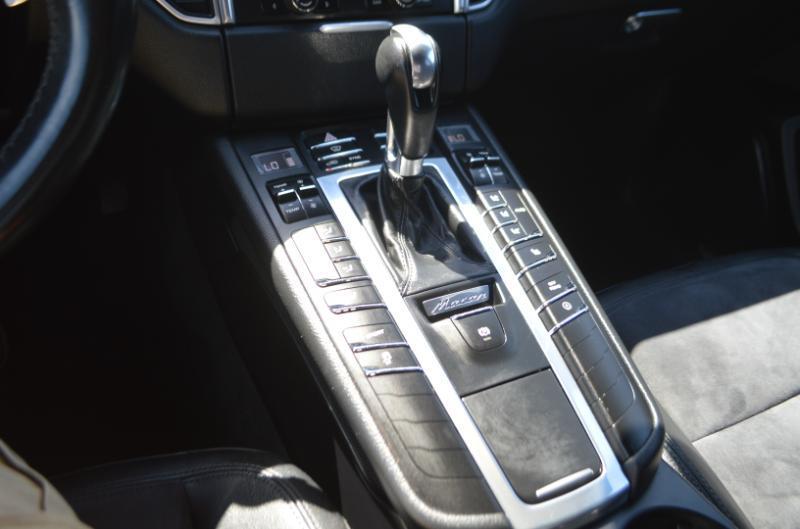 Porsche Macan S 2016