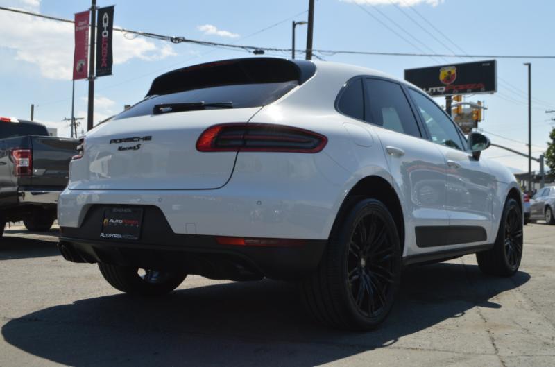 Porsche Macan S 2016