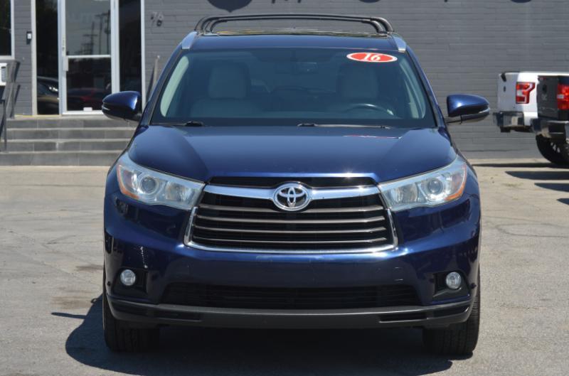 Toyota Highlander XLE AWD V6 2016