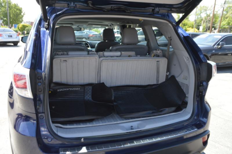 Toyota Highlander XLE AWD V6 2016