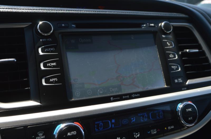 Toyota Highlander XLE AWD V6 2016