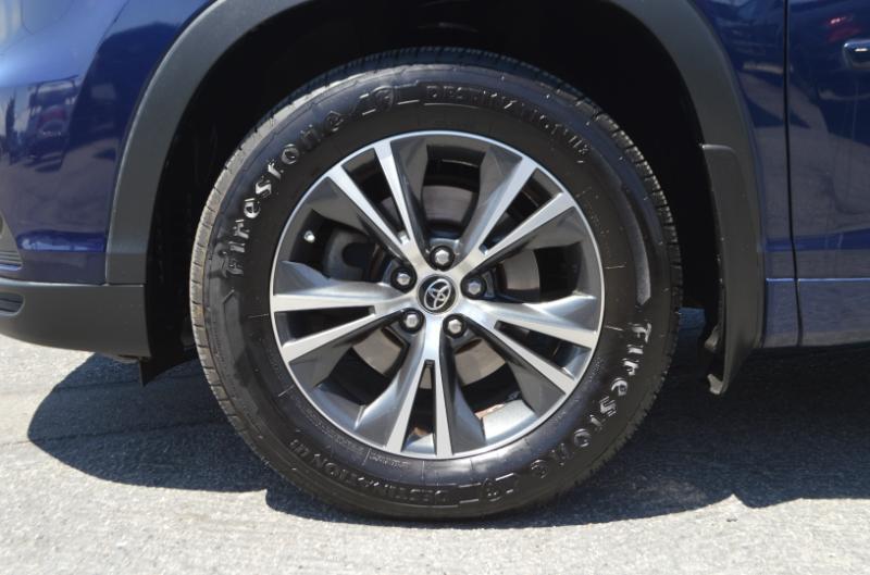 Toyota Highlander XLE AWD V6 2016