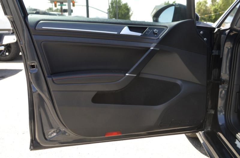 Volkswagen Golf GTI SE 2020