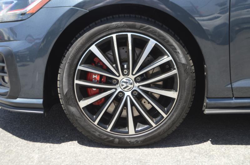 Volkswagen Golf GTI SE 2020