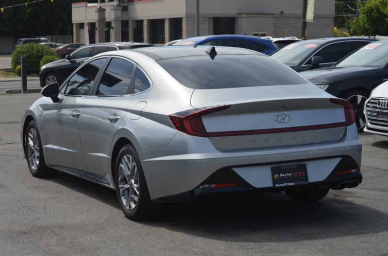 Hyundai Sonata SEL 2020