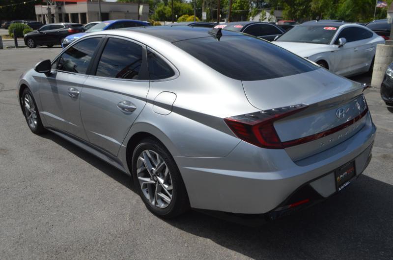 Hyundai Sonata SEL 2020