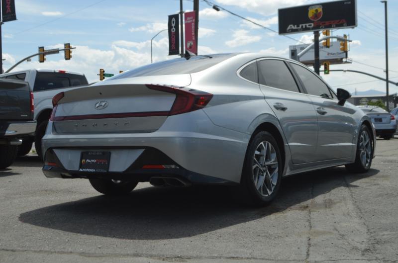 Hyundai Sonata SEL 2020