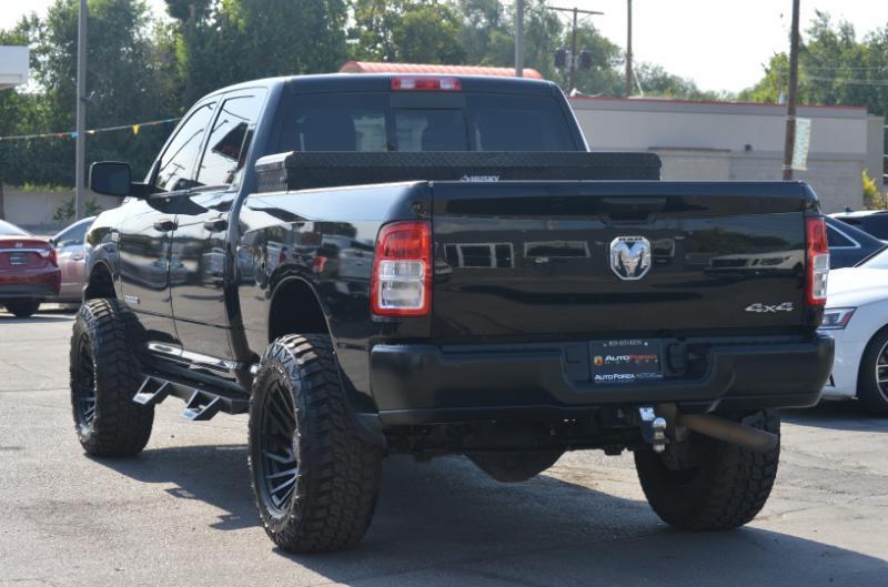 RAM 2500 Tradesman Crew Cab SWB 4WD 2021