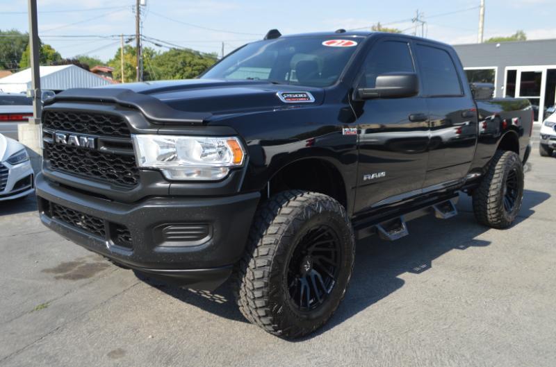 RAM 2500 Tradesman Crew Cab SWB 4WD 2021
