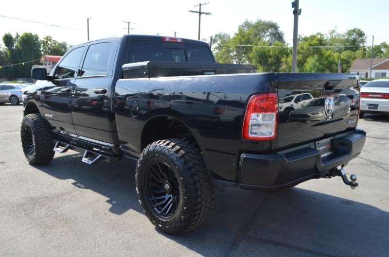 RAM 2500 Tradesman Crew Cab SWB 4WD 2021