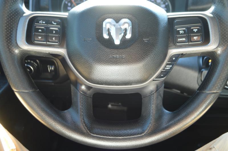 RAM 2500 Tradesman Crew Cab SWB 4WD 2021