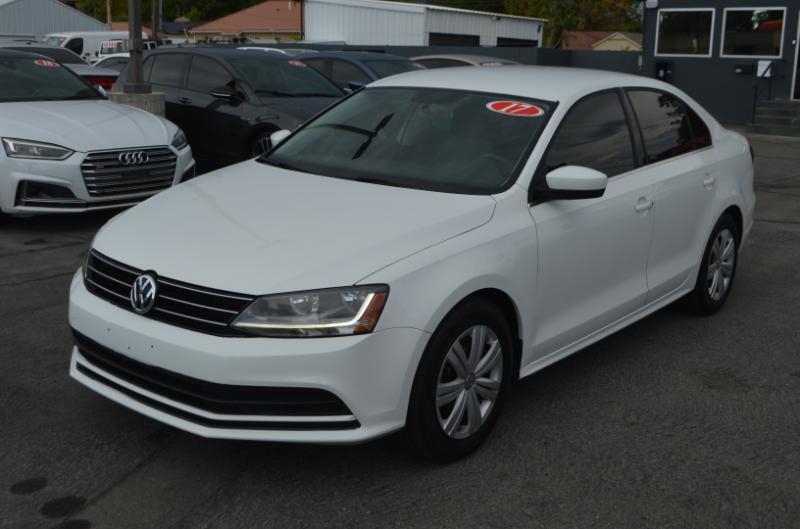 Volkswagen Jetta  2017