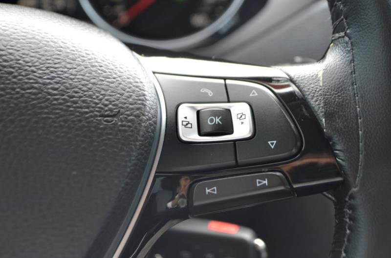 Volkswagen Jetta  2017